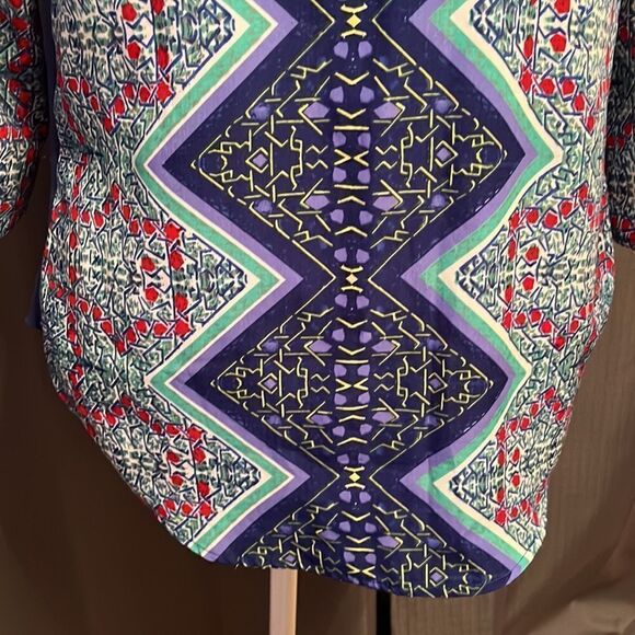 Blue Rain Geometric Print Crewneck Blouse.  Size Small - Picture 3 of 7